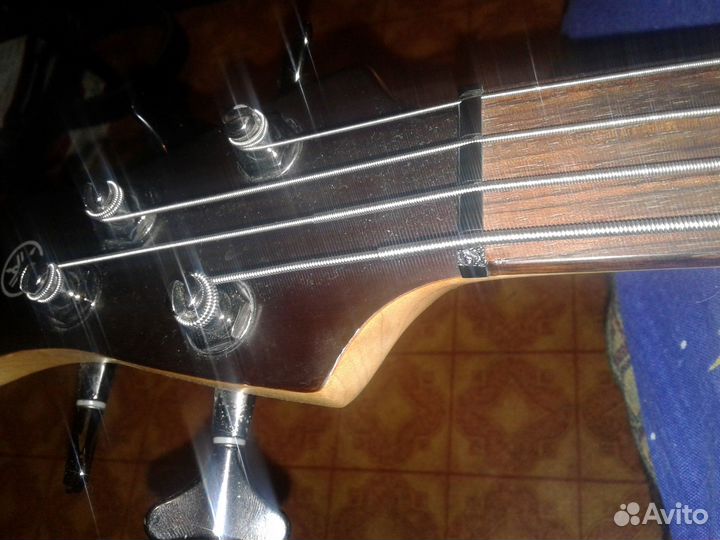 Бас гитара yamaha trbx 504