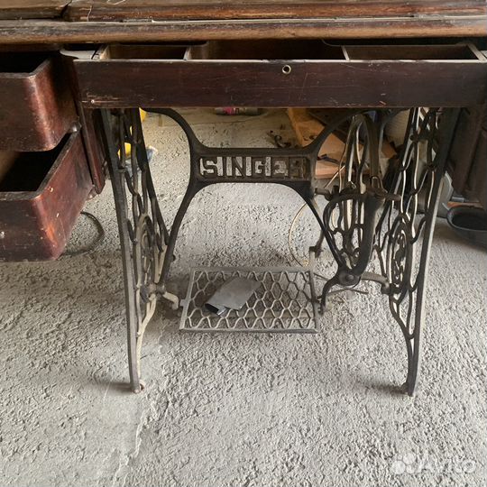 Швейная машина зингер ножная