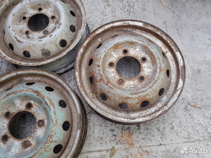 Диски R16 на Ниву