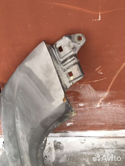 Переднее крыло Honda CR-V 3