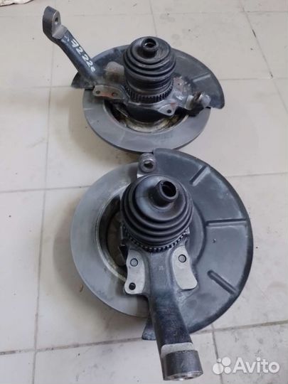 Передние кулаки в сборе Нива