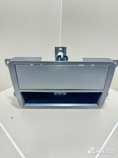 Ящик передний Volkswagen Polo 2011-2020