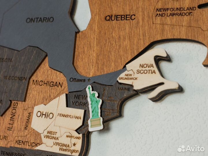 Деревянная карта мира