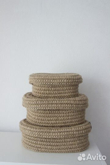 Набор овальных корзин из джута с крышками