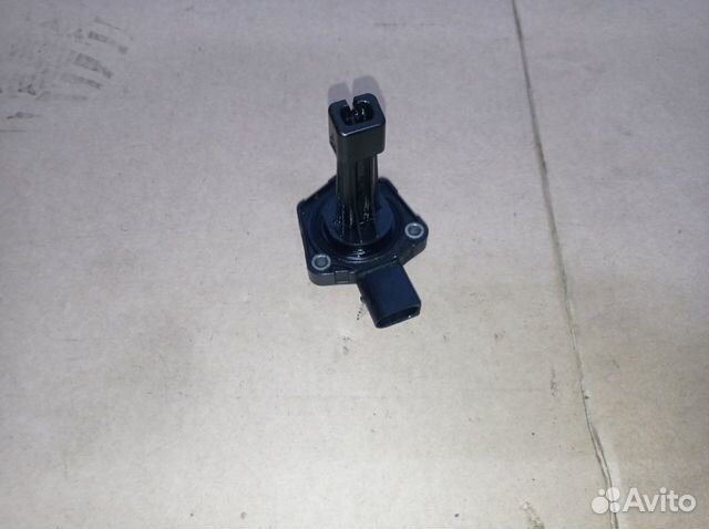 Датчик уровня масла Volvo XC60 XC70 дизель