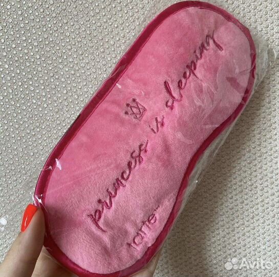 Сумка и маска для сна набор от Tarte