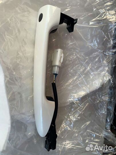 Ручка двери Mazda оригинал