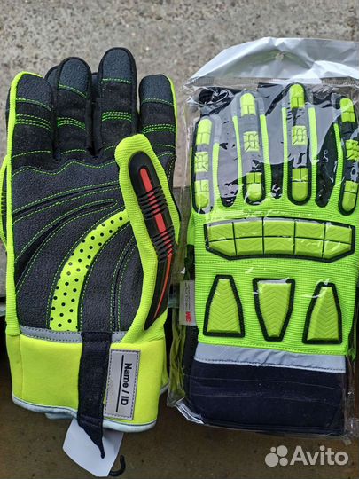 Противоударные перчатки