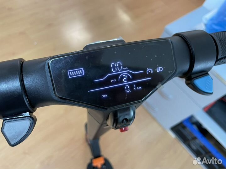 Электросамокат S8 PRO