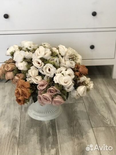 Искусственные цветы в ассортименте для декора