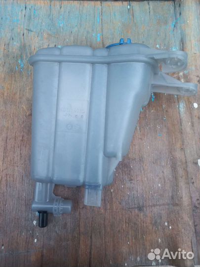 Бачок расширительный Ауди А4B8