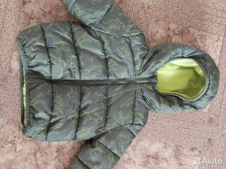 Куртка весна 68р-р