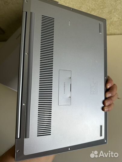 Мощный i5 8/256 ips новый