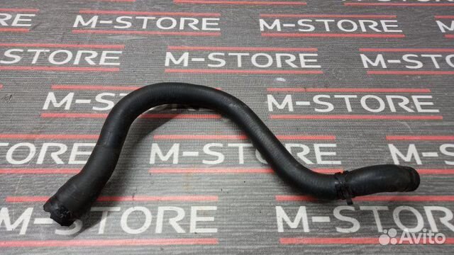 Патрубок системы охлаждения Mercedes-Benz E-Class