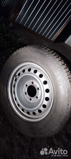 Continental ContiProContact 235/65 R17 и 235/65 R17