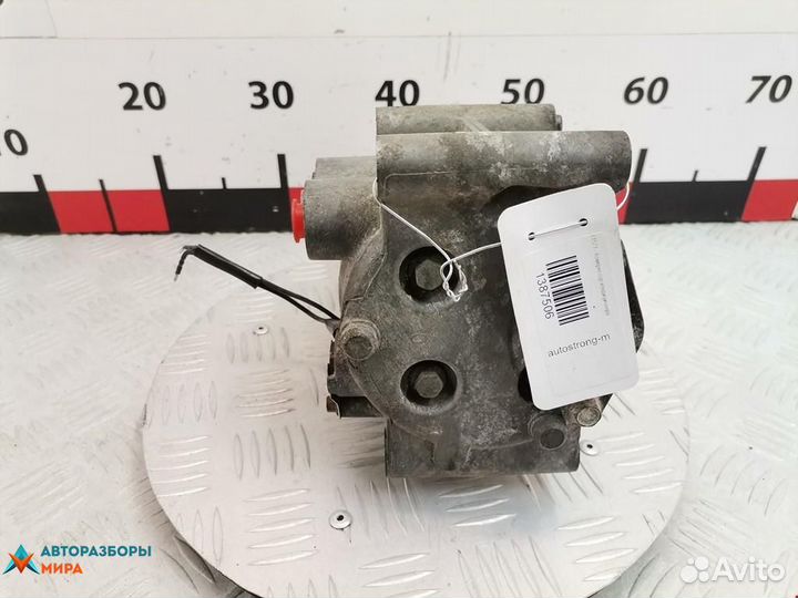 Компрессор кондиционера Ford Focus 2001 1779107