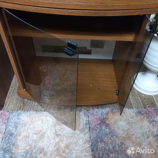 Тумба пр-во Польша для TV и аппаратуры