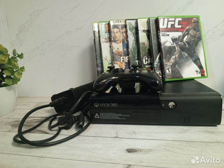Xbox 360 E прошитый l3.0 и геймпад