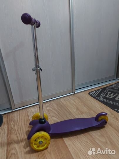 Самокат детский трехколесный