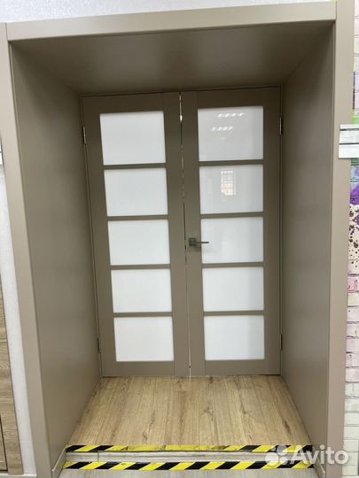 Дверь распашная с образца