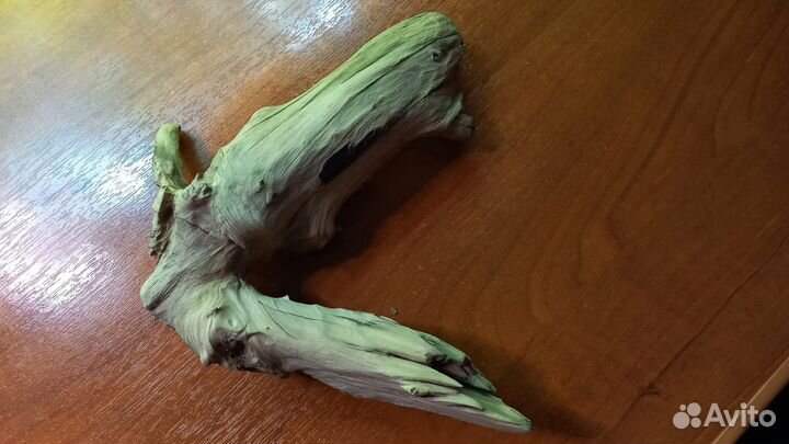 Коряга в аквариум