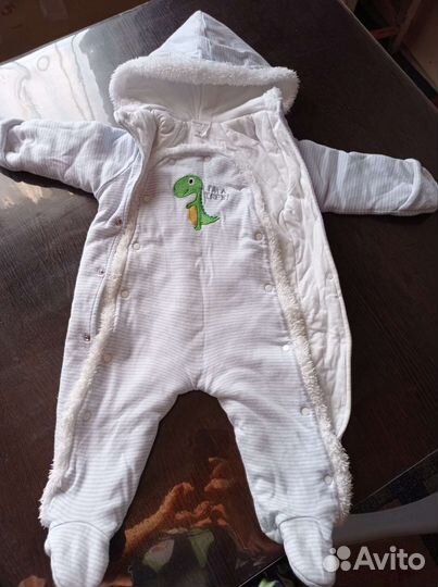 Продам комбинезон 68