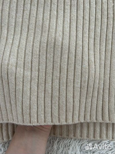 Жилетка безрукавка с горлом H&M