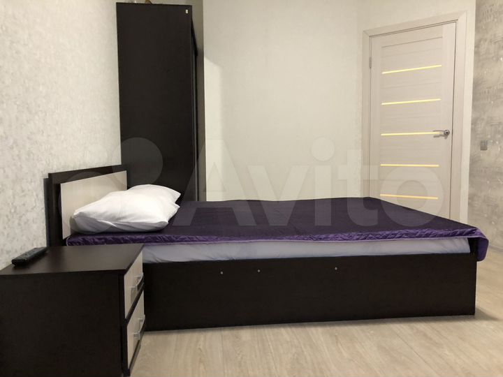 1-к. квартира, 42 м², 10/17 эт.