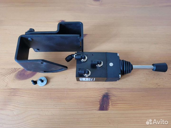 Джойстик рычаг пневмоуправление кузова Parker