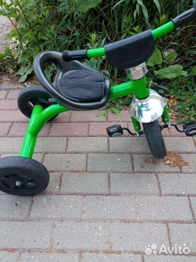 Трехколесный велосипед