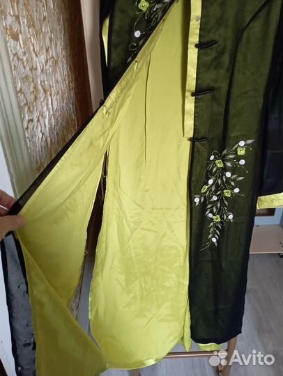 Халат женский длинный шелковый