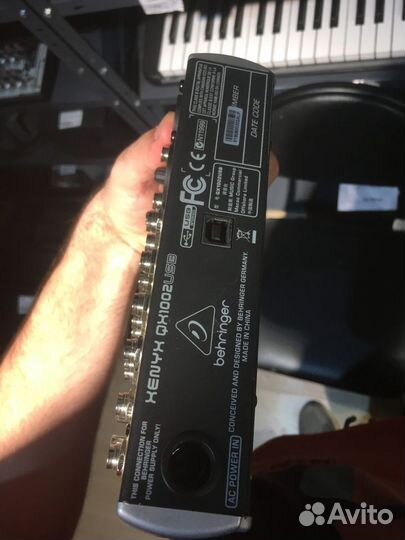 Микшерный пульт Behringer QX1002USB