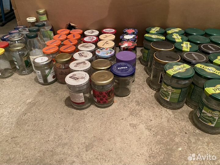 Банки с крышками чистые