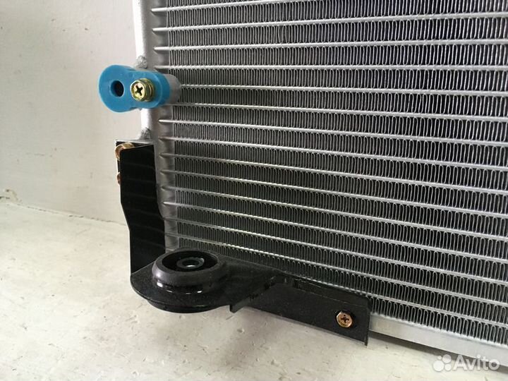 Радиатор кондиционера Тойота Ленд Крузер 200 07