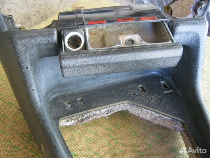 Консоль центральная пепельница BMW E34 бмв E34