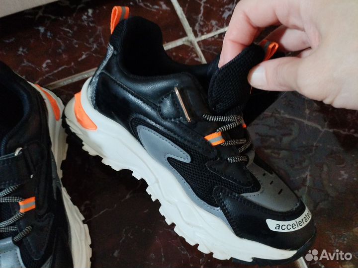 Кроссовки для мальчика 32