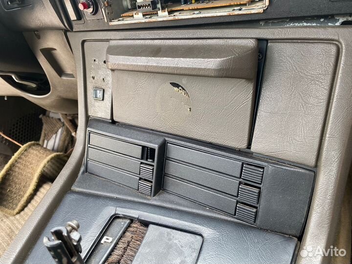 Пепельница BMW E23