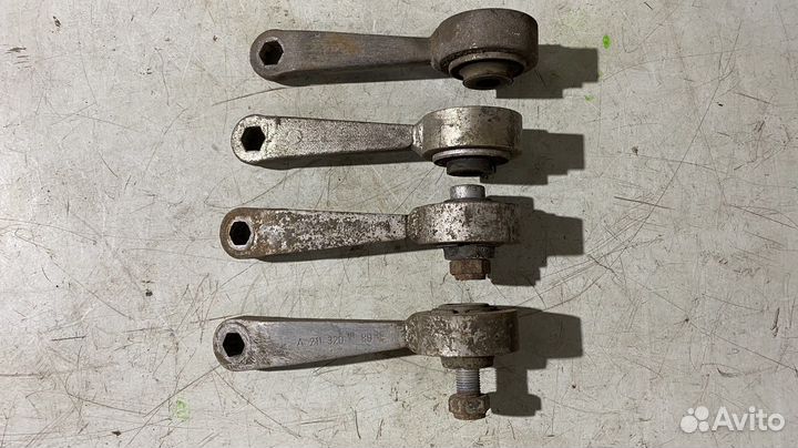 Стойка стабилизатора правая Mercedes Benz W211