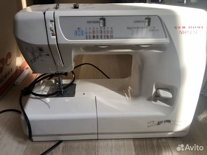 Швейная машина Janome