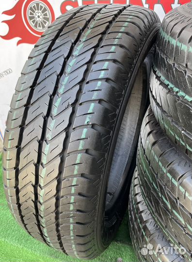 Dunlop EconoDrive 215/60 R17C 109T