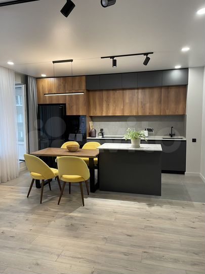 3-к. квартира, 83,3 м², 8/12 эт.