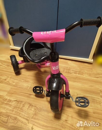 Трехколесный велосипед