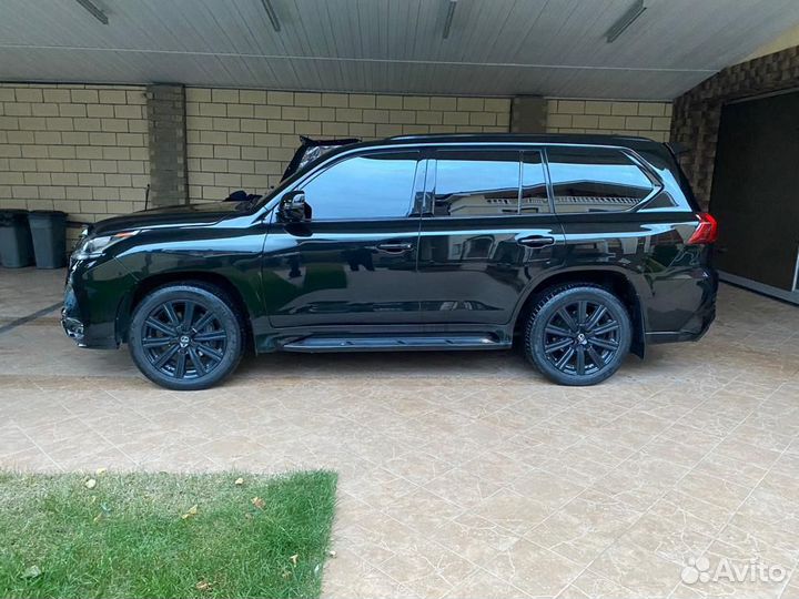 Lexus LX 5.7 AT, 2018, 64 700 км