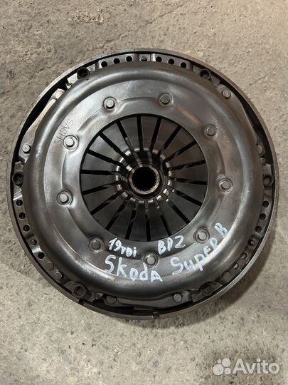 Маховик 2ух массовый Skoda SuperB 1.9tdi BPZ