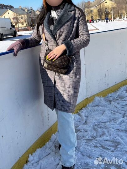 Пальто зимнее 46/50 р