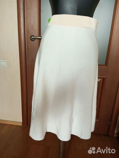 Юбка новая COS L