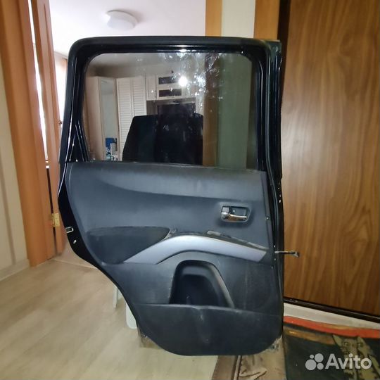 Двери задняя, передняя левые