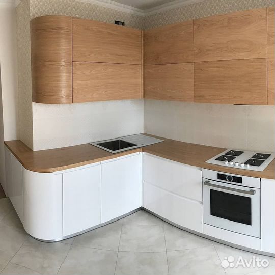 Кухонный гарнитур угловой