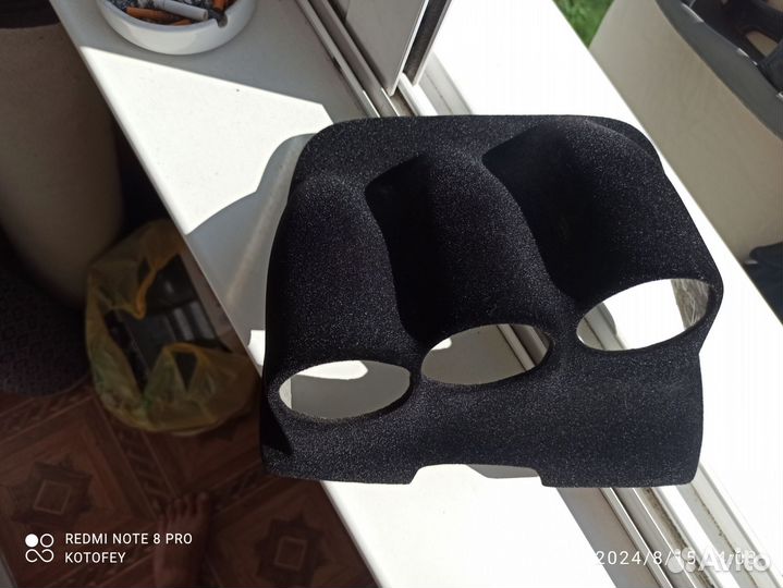 Накладка для датчиков вместо бардачка на subaru