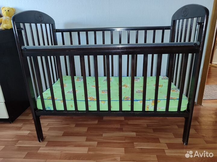 Кроватка детская в хорошем состоянии